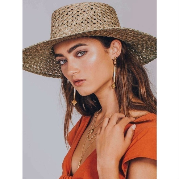 💕VANESSA MOONEY💕 Genevieve Bone Drop Earrings NWOT - Picture 1 of 6